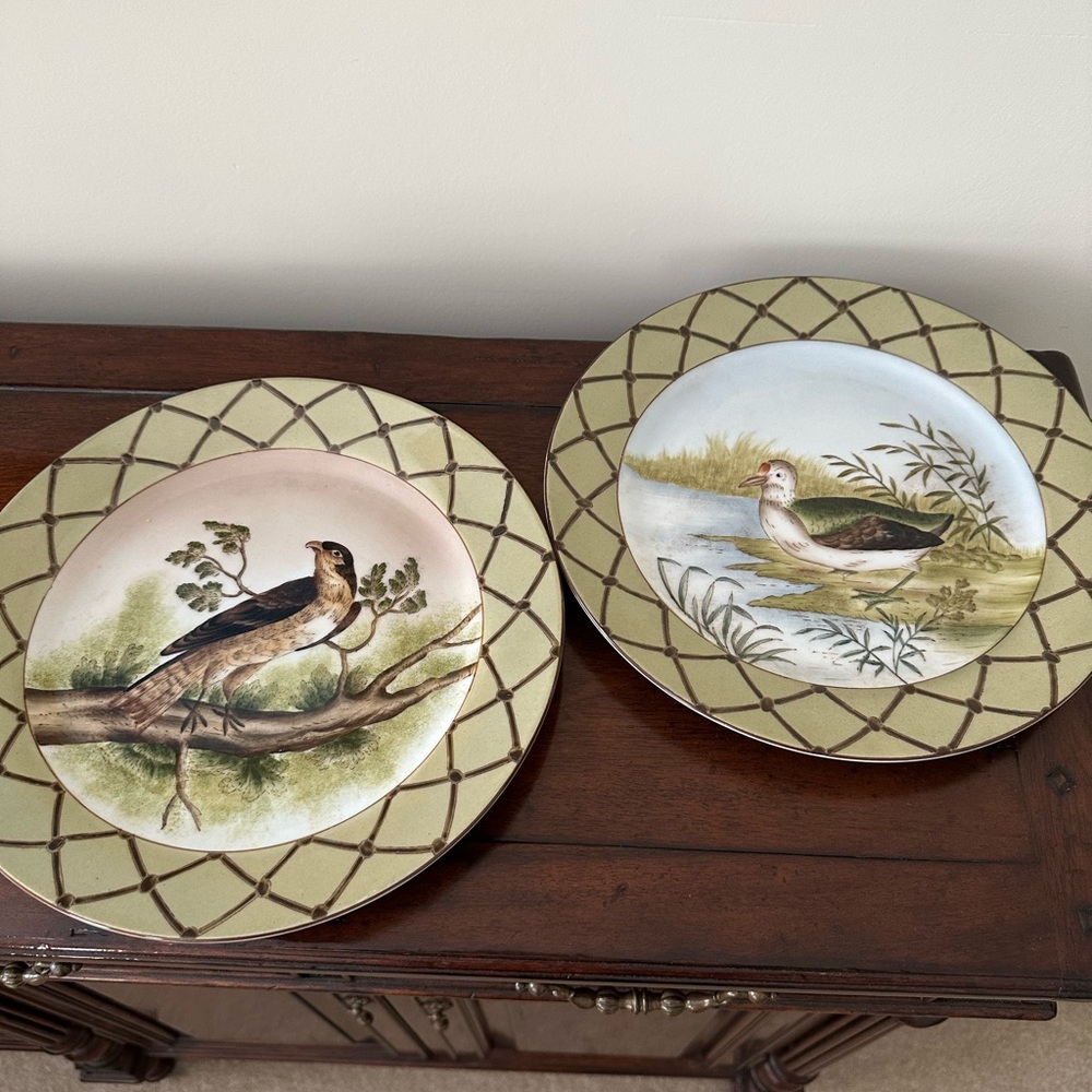Elizabeth Marshall Elegant Bird Design Dinner Plates